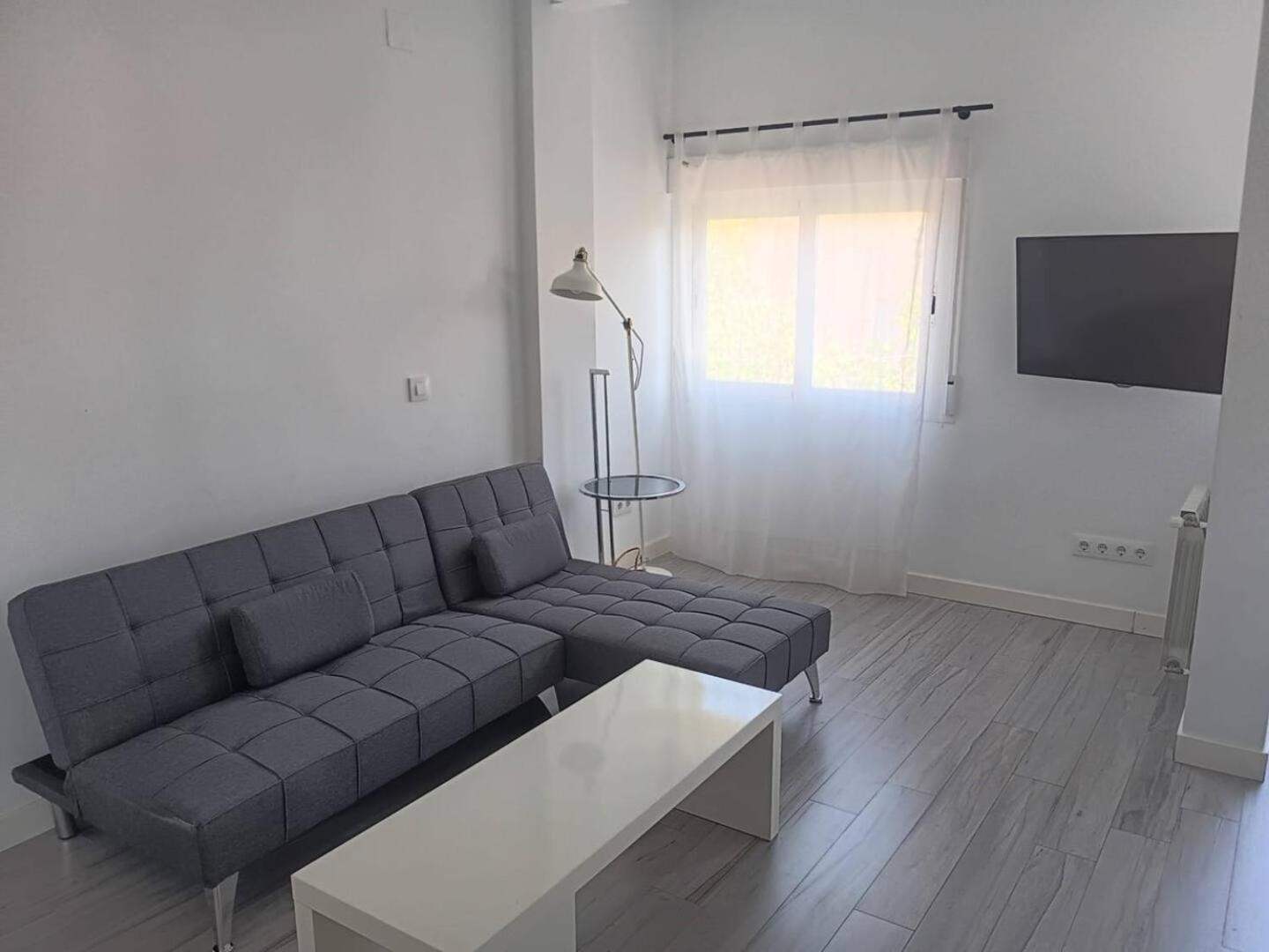 Blue Loft Atocha Apartment Мадрид Екстериор снимка